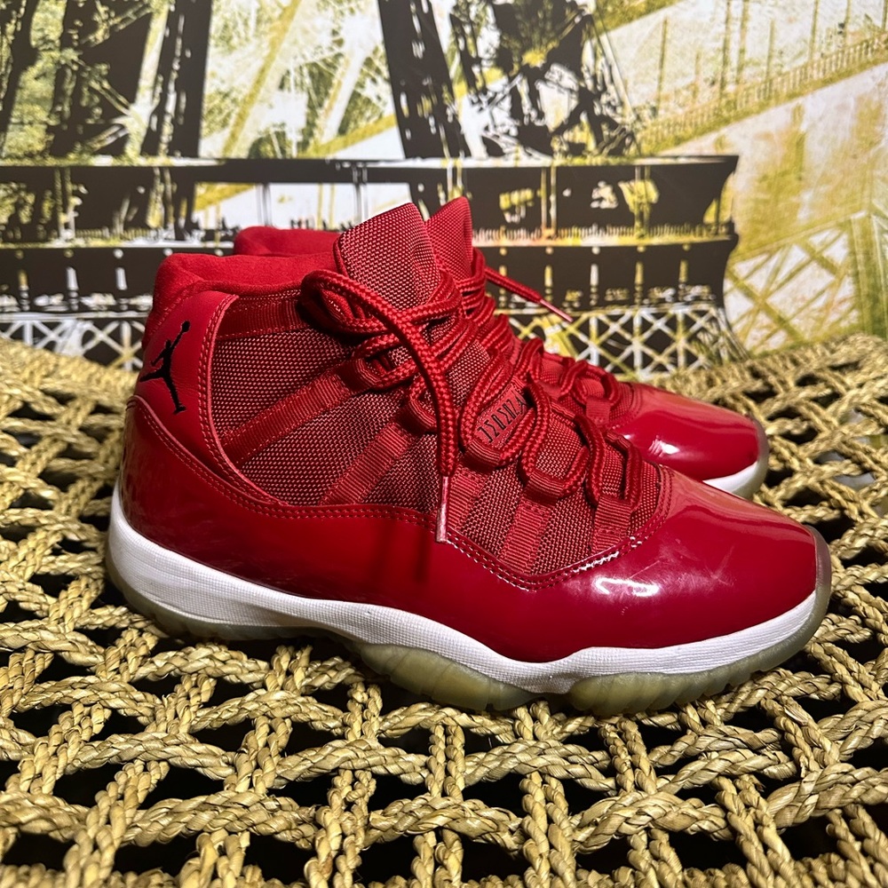 Jordan 11 “Win like 96” Gym Red Sneakers